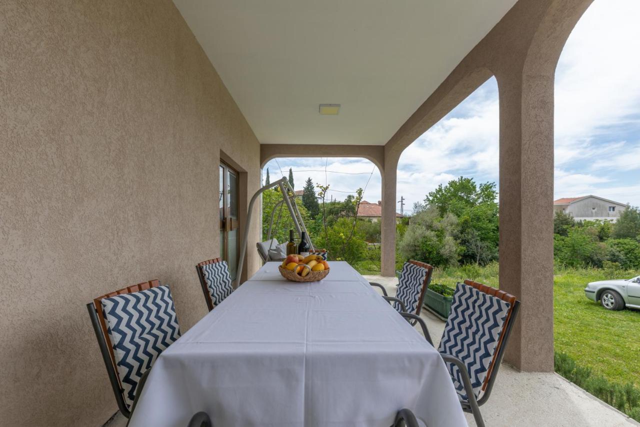 Apartments Bojic Tivat Luaran gambar